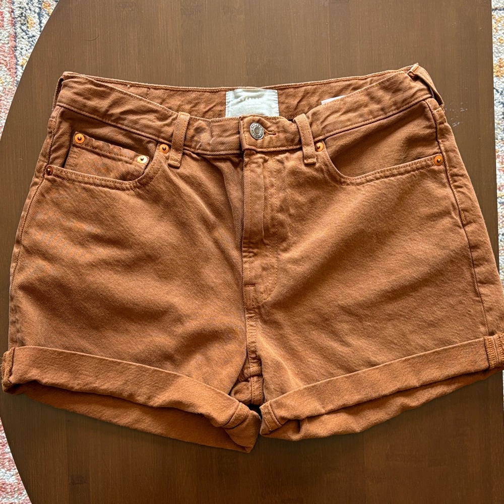 Everlane Women's Rolled-Hem Organic Cotton Shorts in Rust